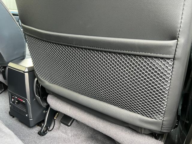 ランドクルーザー70 AX 【純正ナビ付き】 丸目ヘッドライト バックモニター内臓インナーミラー 電動デフロック 背面タイヤ リモコンキー ヒルスタートアシストコントロール ダウンヒルスタートコントロール 純正16インチAW(71枚目)