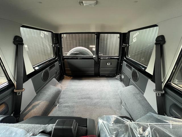 ランドクルーザー70 AX 【内装ブラック】 丸目ヘッドライト バックモニター内臓インナーミラー 電動デフロック 背面タイヤ リモコンキー ヒルスタートアシストコントロール ダウンヒルスタートコントロール 純正16インチAW(44枚目)