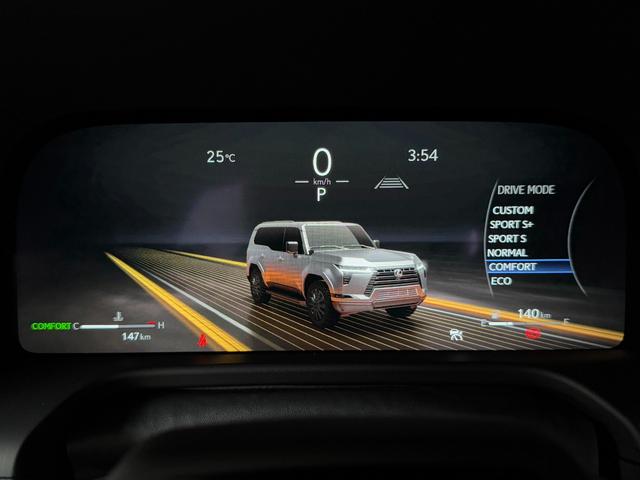 GX GX550 バージョンL 【マークレビンソン付】 内装ブラウン デジタルインナーミラー ドライブレコーダー 14インチコネクトナビ パノラマルーフ クールボックス PVM BSM ヒッチメンバー パワーバックドア 純正22AW(46枚目)