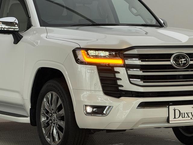 ランドクルーザー ZX 【ディーゼル車】 内装ベージュ 12.3インチJBLプレミアムサウンド リアエンターテイメントシステム クールボックス 電動デフロック ルーフレールシルバー 寒冷地仕様 PVM BSM 純正20AW(18枚目)