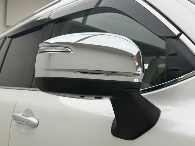 ランドクルーザー ZX 【ディーゼル車】 内装ベージュ 12.3インチJBLプレミアムサウンド リアエンターテイメントシステム クールボックス 電動デフロック ルーフレールシルバー 寒冷地仕様 PVM BSM 純正20AW(21枚目)