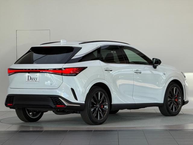 RX RX350 Fスポーツ 【改モデル】 内装レッド 14型コネクトナビ パノラマルーフ デジタルインナーミラー オレンジキャリパー 輻射ヒーター 置くだけ充電 シートメモリー PVM BSM チームメイト 純正21インチAW(11枚目)