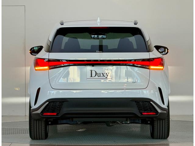 RX RX350 Fスポーツ 【改モデル】 内装レッド 14型コネクトナビ パノラマルーフ デジタルインナーミラー オレンジキャリパー 輻射ヒーター 置くだけ充電 シートメモリー PVM BSM チームメイト 純正21インチAW(15枚目)