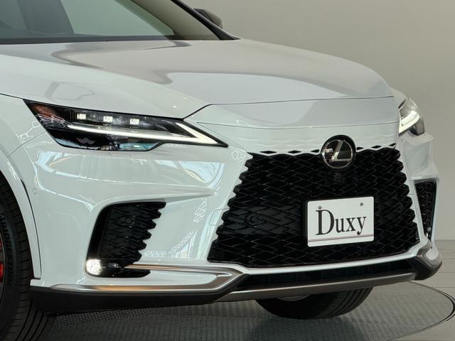 RX RX350 Fスポーツ 【改モデル】 内装レッド 14型コネクトナビ パノラマルーフ デジタルインナーミラー オレンジキャリパー 輻射ヒーター 置くだけ充電 シートメモリー PVM BSM チームメイト 純正21インチAW(23枚目)