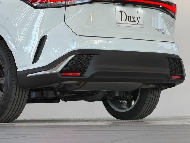 RX RX350 Fスポーツ 【改モデル】 内装レッド 14型コネクトナビ パノラマルーフ デジタルインナーミラー オレンジキャリパー 輻射ヒーター 置くだけ充電 シートメモリー PVM BSM チームメイト 純正21インチAW(36枚目)