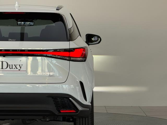 RX RX350 Fスポーツ 【改モデル】 内装レッド 14型コネクトナビ パノラマルーフ デジタルインナーミラー オレンジキャリパー 輻射ヒーター 置くだけ充電 シートメモリー PVM BSM チームメイト 純正21インチAW(38枚目)