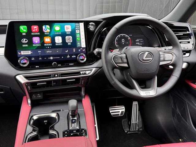 RX RX350 Fスポーツ 【改モデル】 内装レッド 14型コネクトナビ パノラマルーフ デジタルインナーミラー オレンジキャリパー 輻射ヒーター 置くだけ充電 シートメモリー PVM BSM チームメイト 純正21インチAW(45枚目)