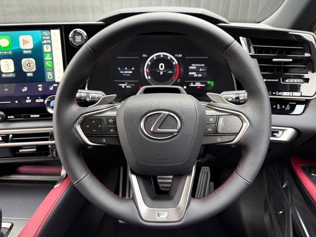 RX RX350 Fスポーツ 【改モデル】 内装レッド 14型コネクトナビ パノラマルーフ デジタルインナーミラー オレンジキャリパー 輻射ヒーター 置くだけ充電 シートメモリー PVM BSM チームメイト 純正21インチAW(54枚目)