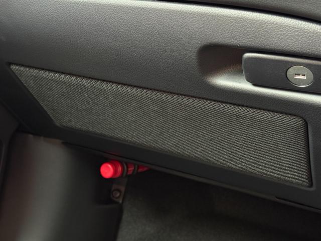 RX RX350 Fスポーツ 【改モデル】 内装レッド 14型コネクトナビ パノラマルーフ デジタルインナーミラー オレンジキャリパー 輻射ヒーター 置くだけ充電 シートメモリー PVM BSM チームメイト 純正21インチAW(67枚目)