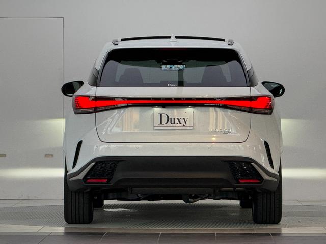 RX RX350 Fスポーツ 【改モデル】 内装レッド 14インチコネクトナビ パノラマルーフ デジタルインナーミラー オレンジキャリパー チームメイト パノラミックビューモニター ブラインドスポットモニター 純正21インチAW(5枚目)