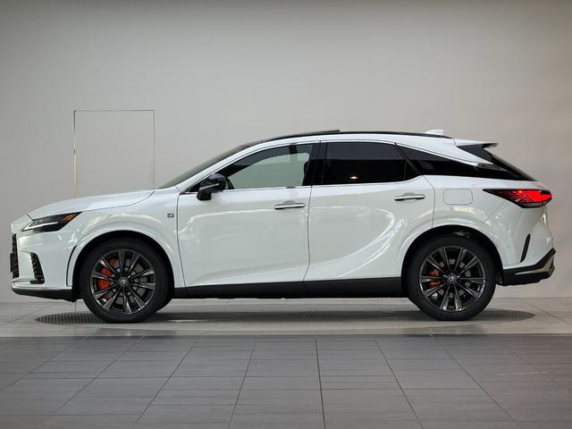 RX RX350 Fスポーツ 【改モデル】 内装レッド 14インチコネクトナビ パノラマルーフ デジタルインナーミラー オレンジキャリパー チームメイト パノラミックビューモニター ブラインドスポットモニター 純正21インチAW(6枚目)