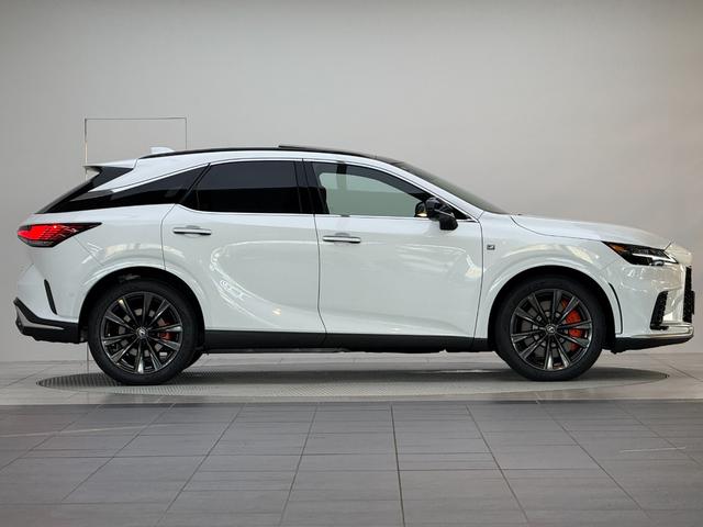 RX RX350 Fスポーツ 【改モデル】 内装レッド 14インチコネクトナビ パノラマルーフ デジタルインナーミラー オレンジキャリパー チームメイト パノラミックビューモニター ブラインドスポットモニター 純正21インチAW(7枚目)