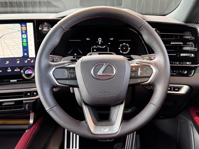 RX RX350 Fスポーツ 【改モデル】 内装レッド 14インチコネクトナビ パノラマルーフ デジタルインナーミラー オレンジキャリパー チームメイト パノラミックビューモニター ブラインドスポットモニター 純正21インチAW(44枚目)