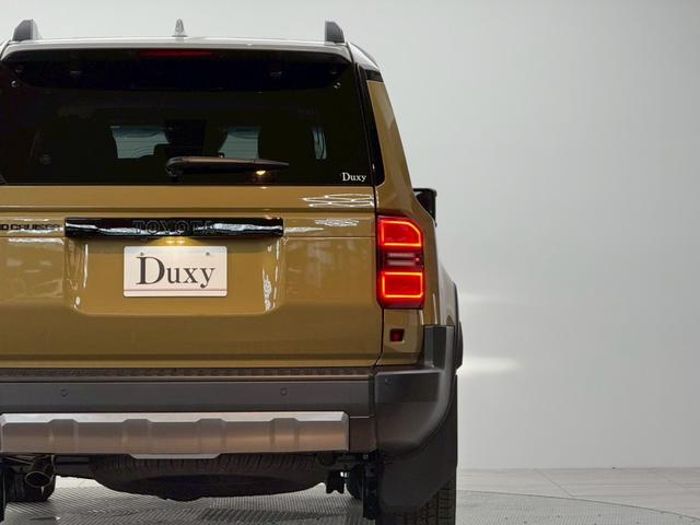 ランドクルーザー250 ZXファーストエディション 【ファーストエディション】 内装ブラウン 丸目ヘッドライト 12.3インチJBLコネクトナビ チームメイト デジタルインナーミラー サンルーフ 電動デフロック 置き充電 シートメモリー 純正18AW(37枚目)