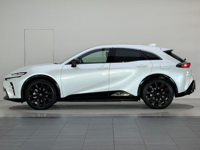 クラウンスポーツ Z 【パノラマルーフ付】 12.3型コネクトナビ パノラミックビューモニター ブラインドスポットモニター デジタルインナーミラー シートエアコン&シートヒーター ハンズフリーパワーバックドア 純正21AW(6枚目)