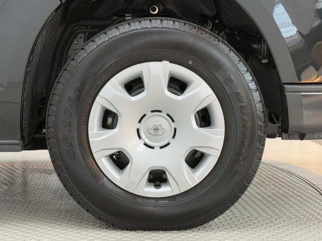 ハイエースバン 【純正ナビ付き】 デジタルインナーミラー パノラミックビューモニター対応 両側電動パワースライドドア LEDヘッドライト アクセサリーコンセント プッシュスタート 寒冷地 ETC 純正15インチAW(39枚目)