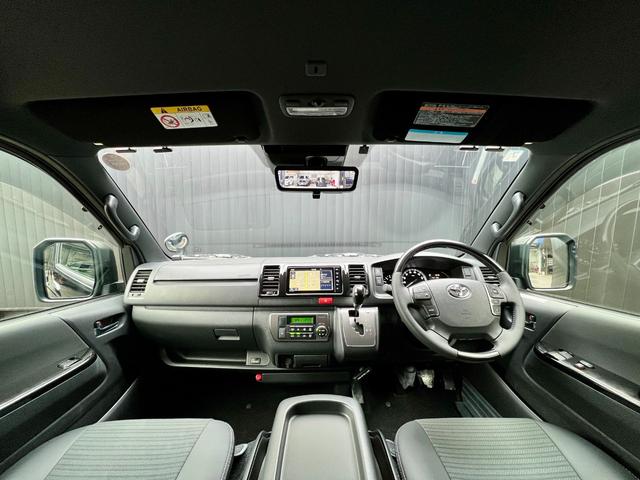 ハイエースバン 【純正ナビ付き】 デジタルインナーミラー パノラミックビューモニター対応 両側電動パワースライドドア LEDヘッドライト アクセサリーコンセント プッシュスタート 寒冷地 ETC 純正15インチAW(40枚目)