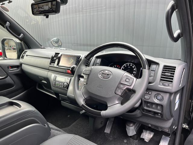 ハイエースバン 【純正ナビ付き】 デジタルインナーミラー パノラミックビューモニター対応 両側電動パワースライドドア LEDヘッドライト アクセサリーコンセント プッシュスタート 寒冷地 ETC 純正15インチAW(44枚目)