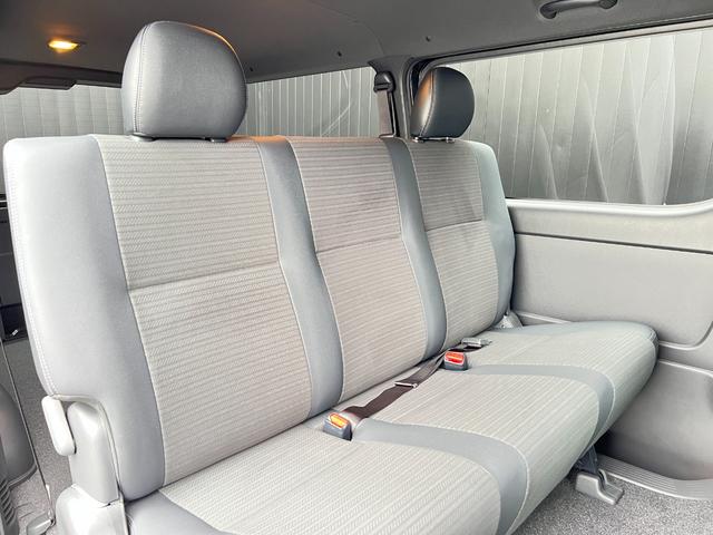 ハイエースバン 【純正ナビ付き】 デジタルインナーミラー パノラミックビューモニター対応 両側電動パワースライドドア LEDヘッドライト アクセサリーコンセント プッシュスタート 寒冷地 ETC 純正15インチAW(46枚目)