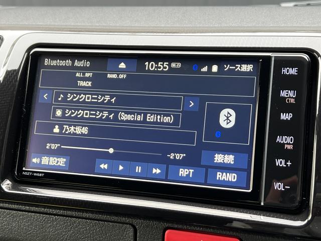 ハイエースバン 【純正ナビ付き】 デジタルインナーミラー パノラミックビューモニター対応 両側電動パワースライドドア LEDヘッドライト アクセサリーコンセント プッシュスタート 寒冷地 ETC 純正15インチAW(54枚目)