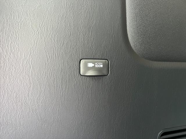 ハイエースバン 【純正ナビ付き】 デジタルインナーミラー パノラミックビューモニター対応 両側電動パワースライドドア LEDヘッドライト アクセサリーコンセント プッシュスタート 寒冷地 ETC 純正15インチAW(73枚目)