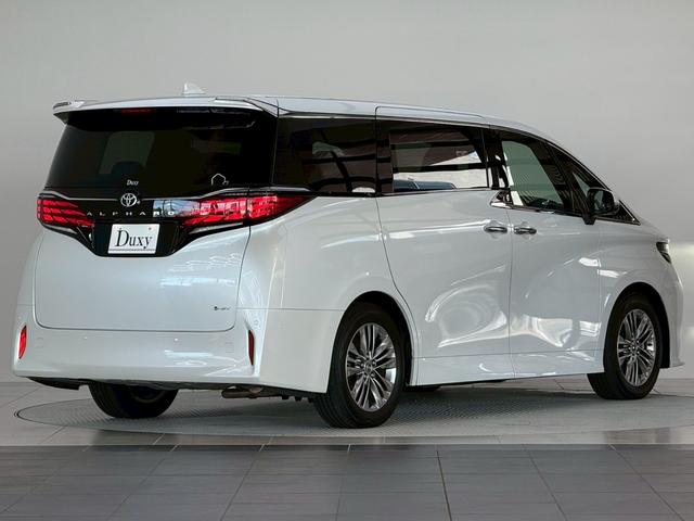 アルファードハイブリッド Z 【13.2インチ後席モニター付き】 14インチコネクトナビ 左右独立ムーンルーフ デジタルミラー カラーヘッドアップディスプレイ トヨタチームメイト ユニバーサルステップ PVM BSM 純正18AW(11枚目)