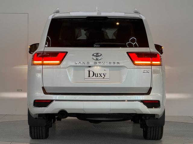 TOYOTA LAND CRUISER ZX