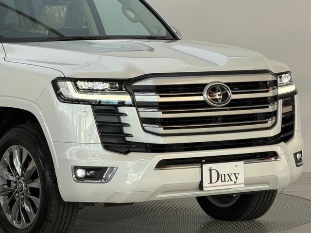 TOYOTA LAND CRUISER ZX