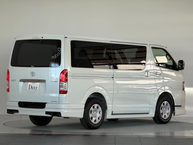 ハイエースバン スーパーＧＬ　ダークプライムＩＩ　【モデリスタエアロ付＆ディーゼル車】　デジタルインナーミラー　パノラミックビューモニター対応　両側電動パワースライドドア　ＥＴＣ　ＬＥＤヘッドライト　ＡＣ１００Ｖ　プッシュスタート　純正１５インチＡＷ（11枚目）