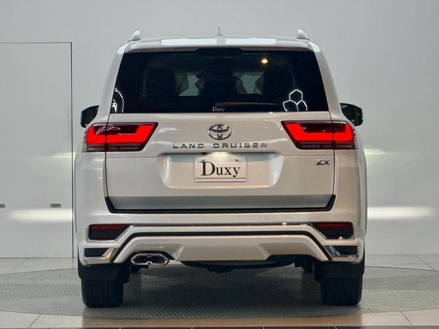 ランドクルーザー ZX 【フェンダー付きモデリスタエアロ】 内装ベージュ 12.3インチJBLプレミアサウンド サンルーフ パノラミックビューモニター 寒冷地仕様 ブラインドスポットモニター ETC2.0 純正20インチAW(5枚目)