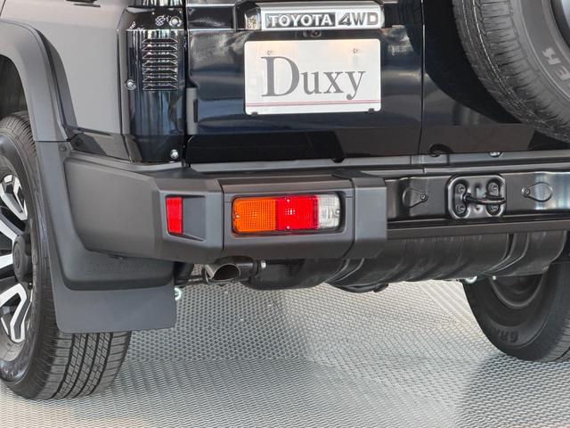 ランドクルーザー７０ ＡＸ　【純正ナビ付き】　丸目ヘッドライト　バックモニター内臓インナーミラー　電動デフロック　　背面タイヤ　リモコンキー　　ヒルスタートアシストコントロール　ダウンヒルスタートコントロール　純正１６インチＡＷ（30枚目）