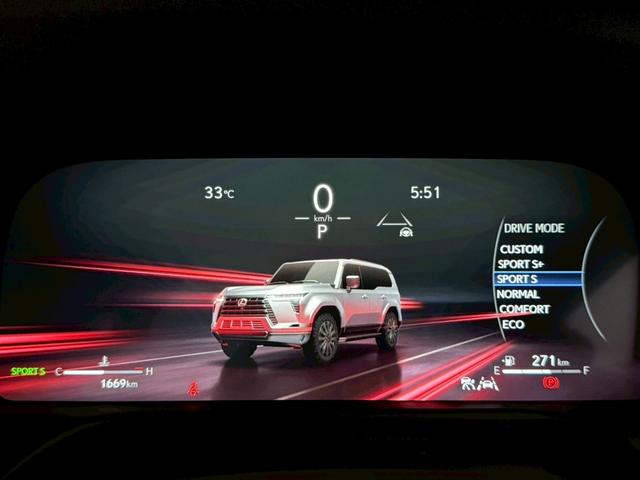 ＧＸ ＧＸ５５０　バージョンＬ　【ＭＯＤＥＬＬＩＳＴＡエアロ付き！】　内装ブラウン　１４インチコネクトナビ　パノラマルーフ　デジタルインナーミラー　前後ドラレコ　クールボックス　置くだけ充電　ＰＶＭ　ＢＳＭ　ＨＤＭＩ　　純正２２ＡＷ（47枚目）