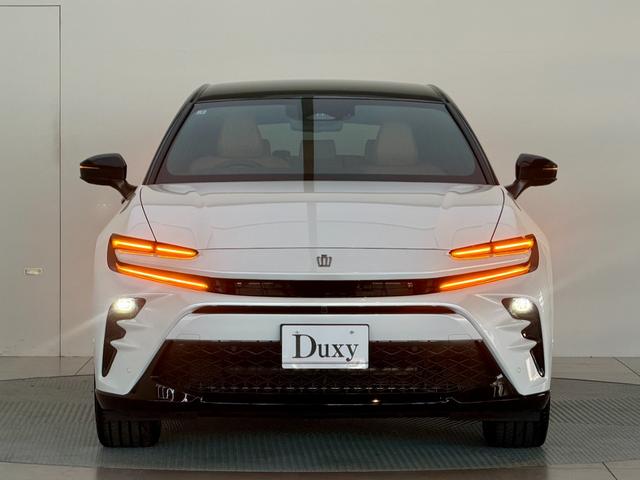 クラウンスポーツ Ｚ　【内装ブラウン】　１２．３インチＪＢＬプレミアムサウンド　パノラミックビューモニター　ブラインドスポットモニター　トヨタチームメイト　置くだけ充電　デジタルミラー　パワーバックドア　純正２１インチＡＷ（14枚目）