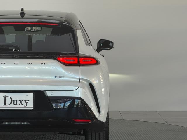 クラウンスポーツ Ｚ　【内装ブラウン】　１２．３インチＪＢＬプレミアムサウンド　パノラミックビューモニター　ブラインドスポットモニター　トヨタチームメイト　置くだけ充電　デジタルミラー　パワーバックドア　純正２１インチＡＷ（31枚目）