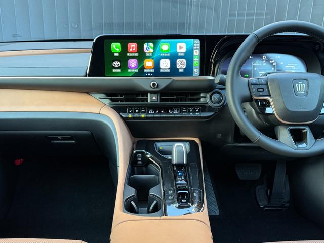 クラウンスポーツ Ｚ　【内装ブラウン】　１２．３インチＪＢＬプレミアムサウンド　パノラミックビューモニター　ブラインドスポットモニター　トヨタチームメイト　置くだけ充電　デジタルミラー　パワーバックドア　純正２１インチＡＷ（38枚目）