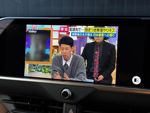 クラウンスポーツ Ｚ　【内装ブラウン】　１２．３インチＪＢＬプレミアムサウンド　パノラミックビューモニター　ブラインドスポットモニター　トヨタチームメイト　置くだけ充電　デジタルミラー　パワーバックドア　純正２１インチＡＷ（58枚目）