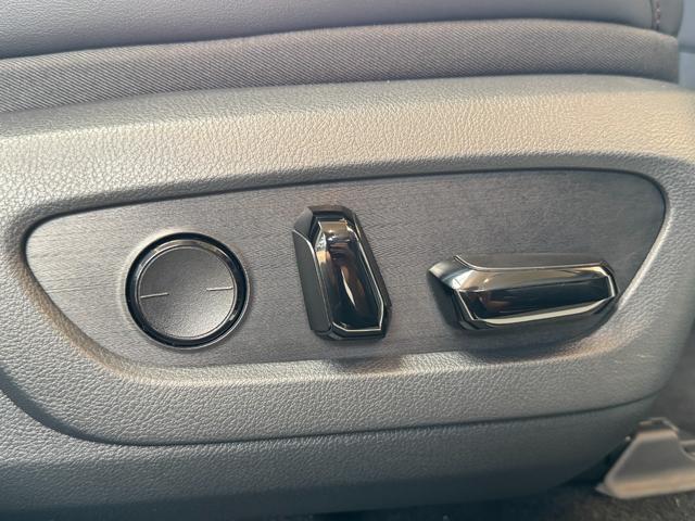 ＲＸ ＲＸ３５０　Ｆスポーツ　【改モデル】　内装レッド　　１４インチコネクトナビ　パノラマルーフ　デジタルインナーミラー　オレンジキャリパー　チームメイト　パノラミックビューモニター　ブラインドスポットモニター　純正２１インチＡＷ（67枚目）