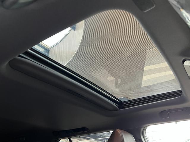 ランドクルーザー２５０ ＺＸファーストエディション　【ファーストエディション】　内装ブラウン　丸目ヘッドライト　１２．３インチＪＢＬコネクトナビ　チームメイト　　デジタルインナーミラー　サンルーフ　電動デフロック　置き充電　シートメモリー　純正１８ＡＷ（72枚目）