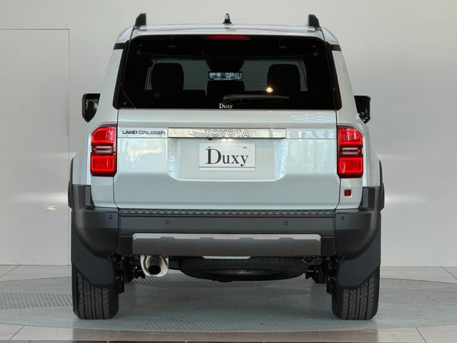 ランドクルーザー２５０ ＶＸ　【丸目ヘッドライト付】　トヨタチームメイト　デジタルミラー　パノラミックビューモニター　ブラインドスポットモニター　サンルーフ　ドライブレコーダー　シートヒーター＆ベンチレーション　純正１６インチＡＷ（5枚目）