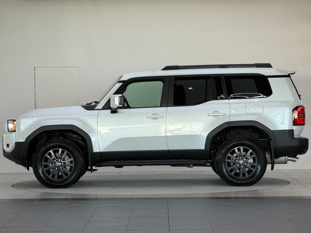 ランドクルーザー２５０ ＶＸ　【丸目ヘッドライト付】　トヨタチームメイト　デジタルミラー　パノラミックビューモニター　ブラインドスポットモニター　サンルーフ　ドライブレコーダー　シートヒーター＆ベンチレーション　純正１６インチＡＷ（6枚目）