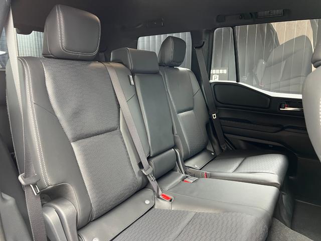 ランドクルーザー２５０ ＶＸ　【丸目ヘッドライト付】　トヨタチームメイト　デジタルミラー　パノラミックビューモニター　ブラインドスポットモニター　サンルーフ　ドライブレコーダー　シートヒーター＆ベンチレーション　純正１６インチＡＷ（47枚目）