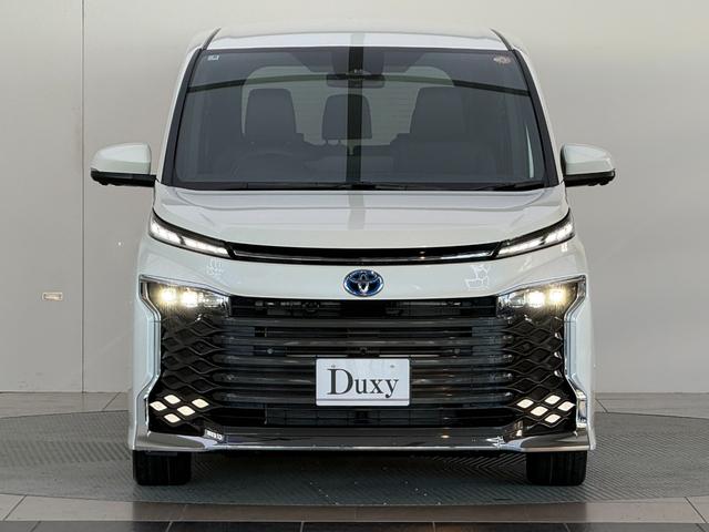 ヴォクシー ハイブリッドＳ－Ｚ　【パノラミックビューモニター】１０．５インチディスプレイオーディオ　ブラインドスポットモニター　快適利便パッケージＨｉ　トヨタチームメイト　アドバンストパーク　電動パワーバックドア　純正１７インチＡＷ（4枚目）