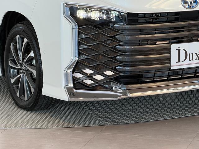 ヴォクシー ハイブリッドＳ－Ｚ　【パノラミックビューモニター】１０．５インチディスプレイオーディオ　ブラインドスポットモニター　快適利便パッケージＨｉ　トヨタチームメイト　アドバンストパーク　電動パワーバックドア　純正１７インチＡＷ（22枚目）