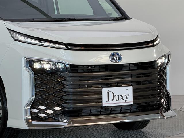 ヴォクシー ハイブリッドＳ－Ｚ　【パノラミックビューモニター】１０．５インチディスプレイオーディオ　ブラインドスポットモニター　快適利便パッケージＨｉ　トヨタチームメイト　アドバンストパーク　電動パワーバックドア　純正１７インチＡＷ（23枚目）