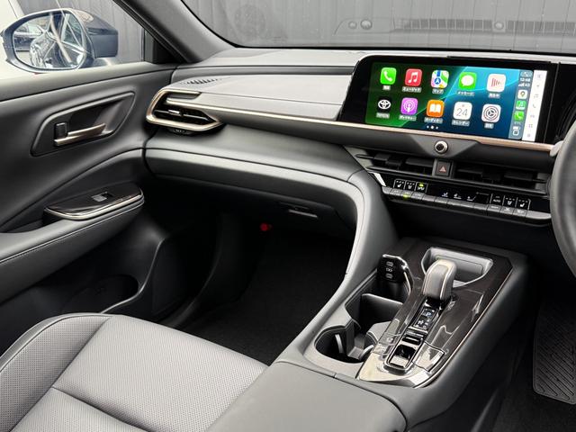 ���i���Ńf�U�C�����̍����V�[�g�B�V�[�g�q�[�^�[�A�x���`���[�V�����V�[�g�͕W�������ł��B