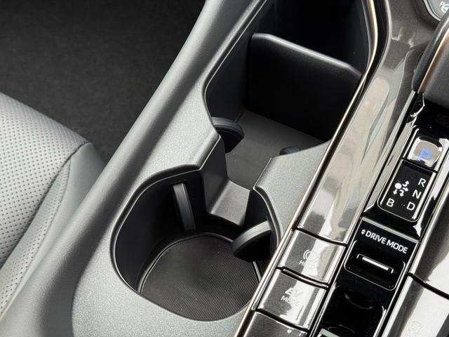 ���[��h�����N�z���_�[�����X�ɂ������܂��B