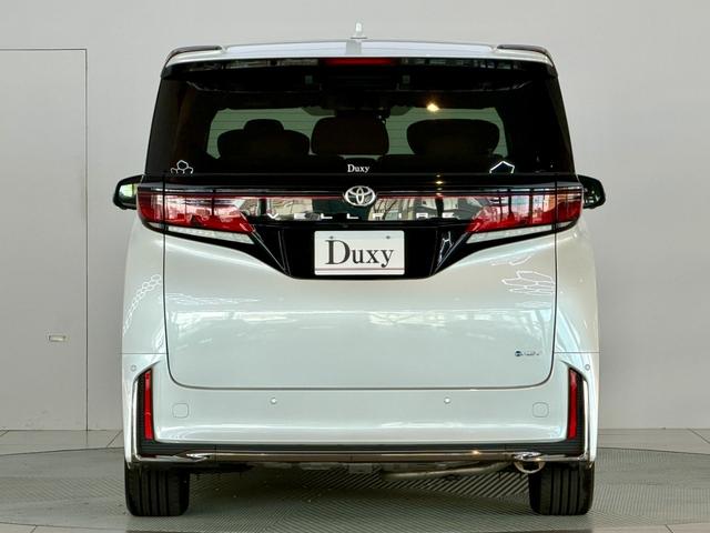 ヴェルファイアハイブリッド Ｚ　プレミア　【後席モニター＆ユニバーサルステップ付き】　１４型コネクトナビ　左右独立ムーンルーフ　デジタルミラー　カラーヘッドアップディスプレイ　ブラインドスポットモニター　トヨタチームメイト　純正１８インチＡＷ（17枚目）