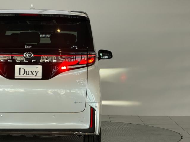 ヴェルファイアハイブリッド Ｚ　プレミア　【後席モニター＆ユニバーサルステップ付き】　１４型コネクトナビ　左右独立ムーンルーフ　デジタルミラー　カラーヘッドアップディスプレイ　ブラインドスポットモニター　トヨタチームメイト　純正１８インチＡＷ（36枚目）