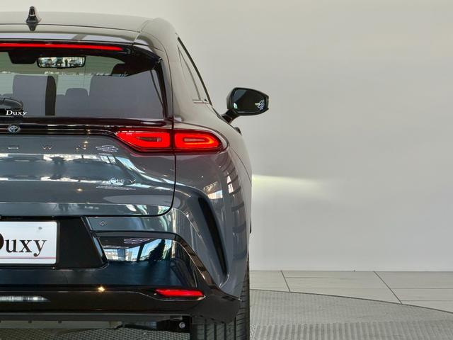 クラウンスポーツ Ｚ　【内装ブラウン】　１２．３型コネクテッドナビ　パノラマルーフ　パノラミックビューモニター　ブラインドスポットモニター　デジタルミラー　ドライブレコーダー　トヨタチームメイト　置くだけ充電　純正２１ＡＷ（32枚目）