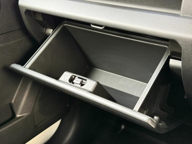 ジムニーノマド ＦＣ　５ドア　ヒルホールドコントロール　ヒルディセントコントロール　プッシュスタート　ＬＥＤヘッドライト　ヘッドライトウォッシャー　シートヒーター　４速オートマ　スペアタイヤ　セーフティセンス　純正１５ＡＷ（63枚目）